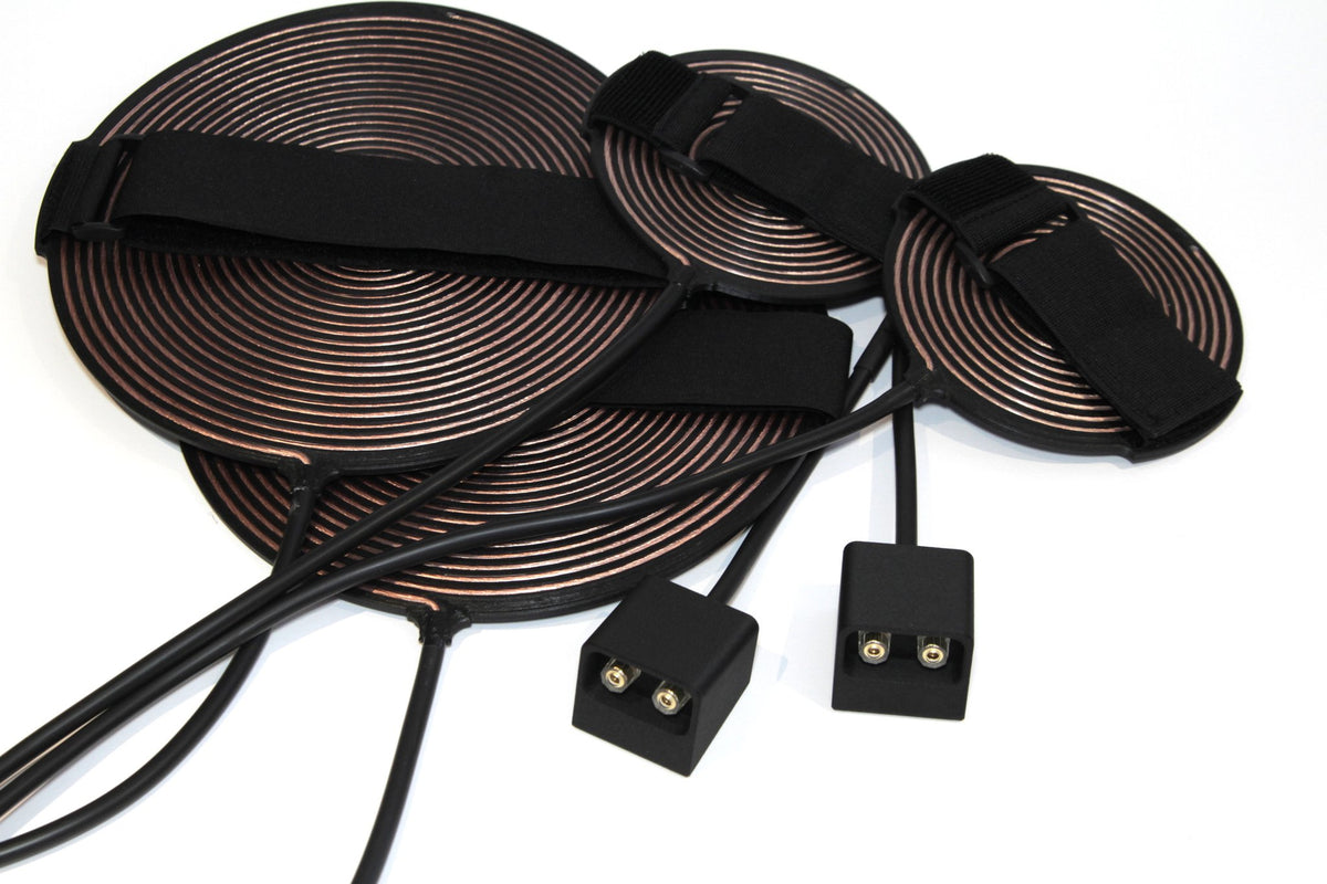 Full kit for the TZLA plasma machine: two Gandr coils, a Tvíburi pad pair and two Tengill connection boxes